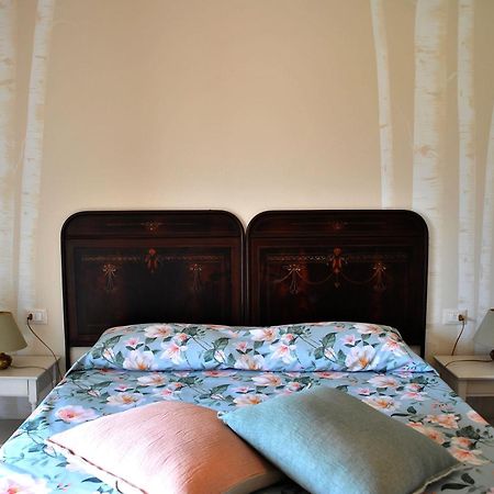 Casa Giuli Hotel Manerba del Garda Luaran gambar