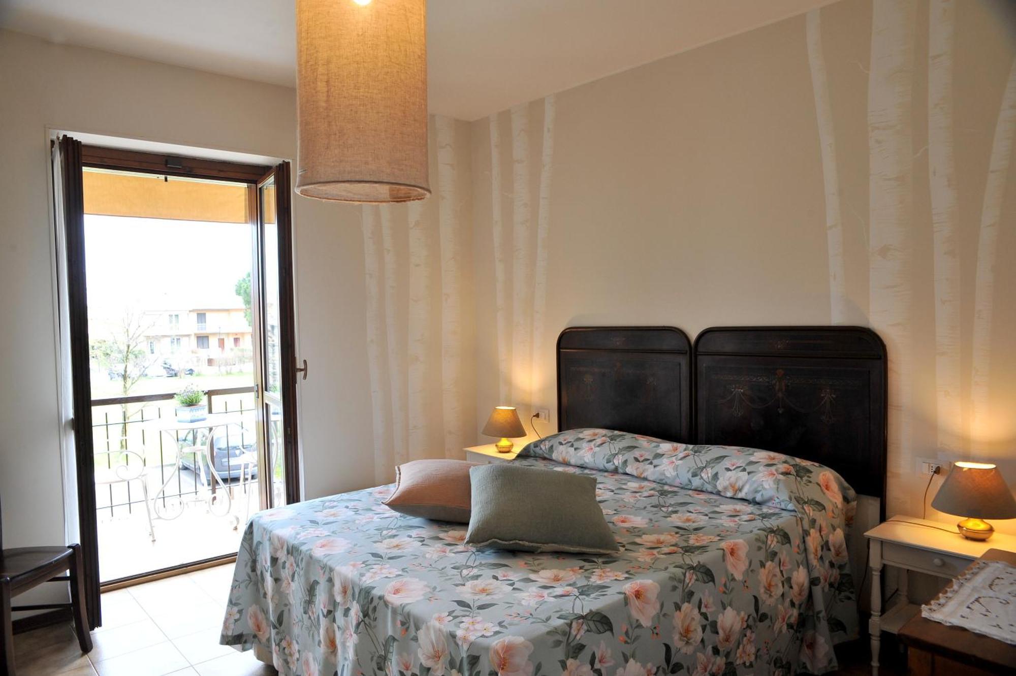 Casa Giuli Hotel Manerba del Garda Luaran gambar
